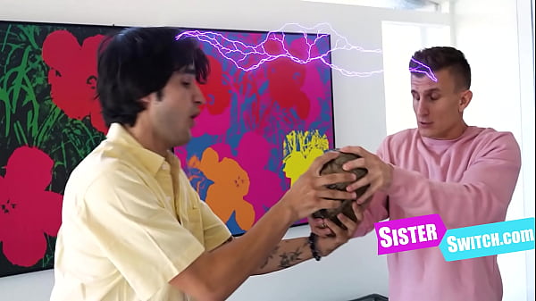 Bruhs si scambia corpo e sorellastra (Angel Gostosa, Lily Lou)