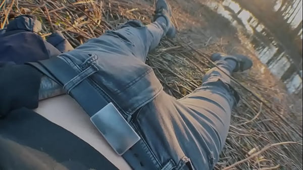 性感迷人的青少年享受自己 - 性感