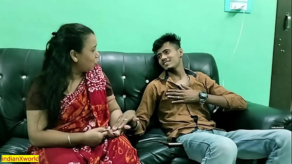 देसी गर्म सौतेली माँ को सौतेले बेटे द्वारा पकड़ा गया और कट्टर गड़बड़ किया गया!! वर्जित सेक्स