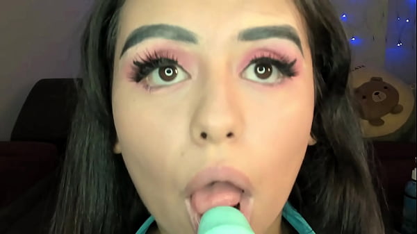 Người mẫu teen xinh đẹp tuổi teen