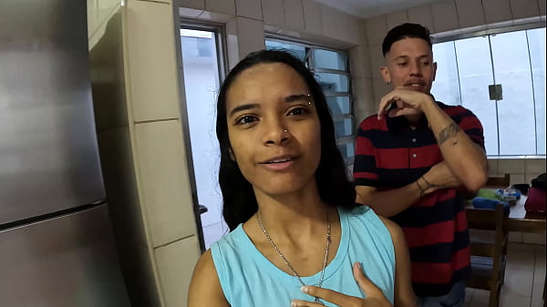 Jasmine Santanna took fan_ for a shower