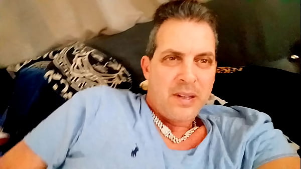 POV-Verbindungsjunge hat Promi-Sexvideo von seinem berühmten Stiefvater Cory Bernstein durchgesickert, wie er gemeinsam bei einem XXX-Videoanruf MASTURBIERT! Hunk Step Daddy wichst großen Schwanz mit Sperma! Schwule berühmte Gostosos
