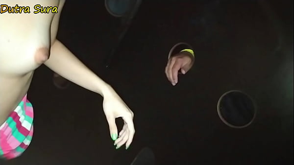 Teen Teen si esibisce - hot