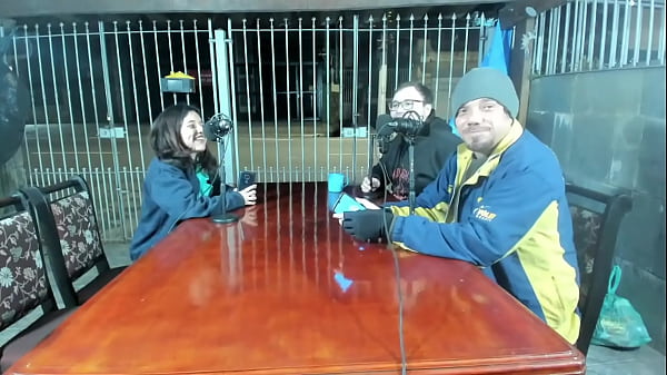 Amateur Teen performs - sexy