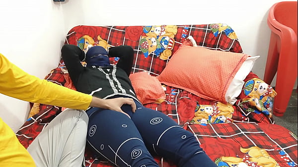 हॉट क्यूट टीन स्ट्रिप्स - सह शॉट