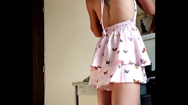 Spying on my stepsister, she realizes that I am recording her and lets herself be touched, we end up fucking and she gives me her ass (FULL VIDEO)