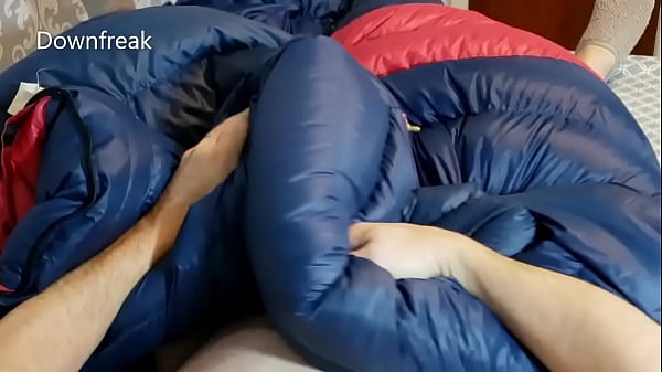 长版 28 分钟驼背我最喜欢的羽绒睡袋。羽绒服恋物癖