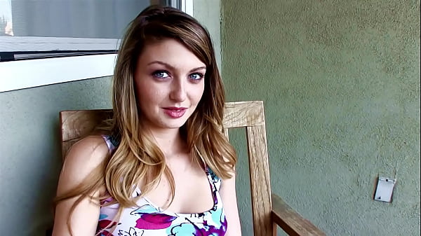 STACI SILVERSTONE 19 YO Con gà trống khổng lồ POV Thổi kèn và Nuốt kiêm Tải trọng lớn - WoW! MỘT