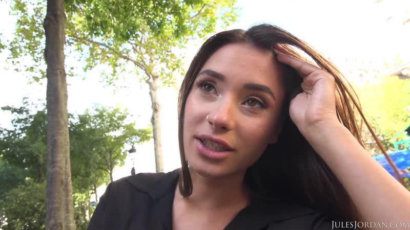 लिया सिल्वर बस्टी यूरोपीय बेब (मैनुअल्स यूरो योर पेरिस)