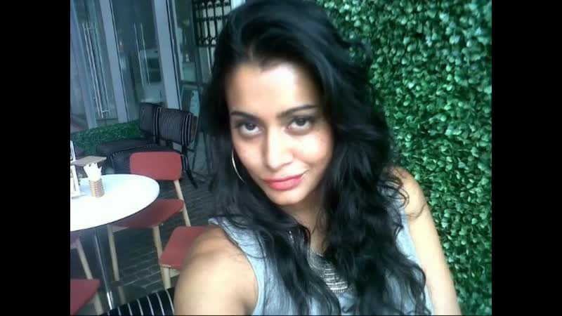 Desi traditrice hotwife scopata dal suo amore indiano bianco