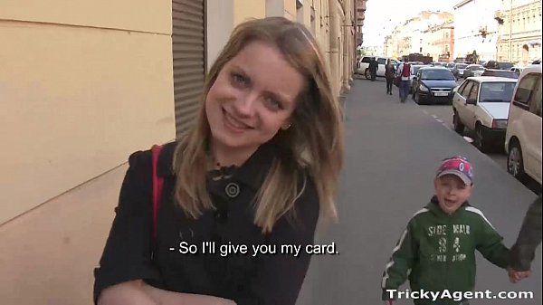 Tricky Agent - Una ragazza dagli occhi azzurri Alena, timida ma interessata!